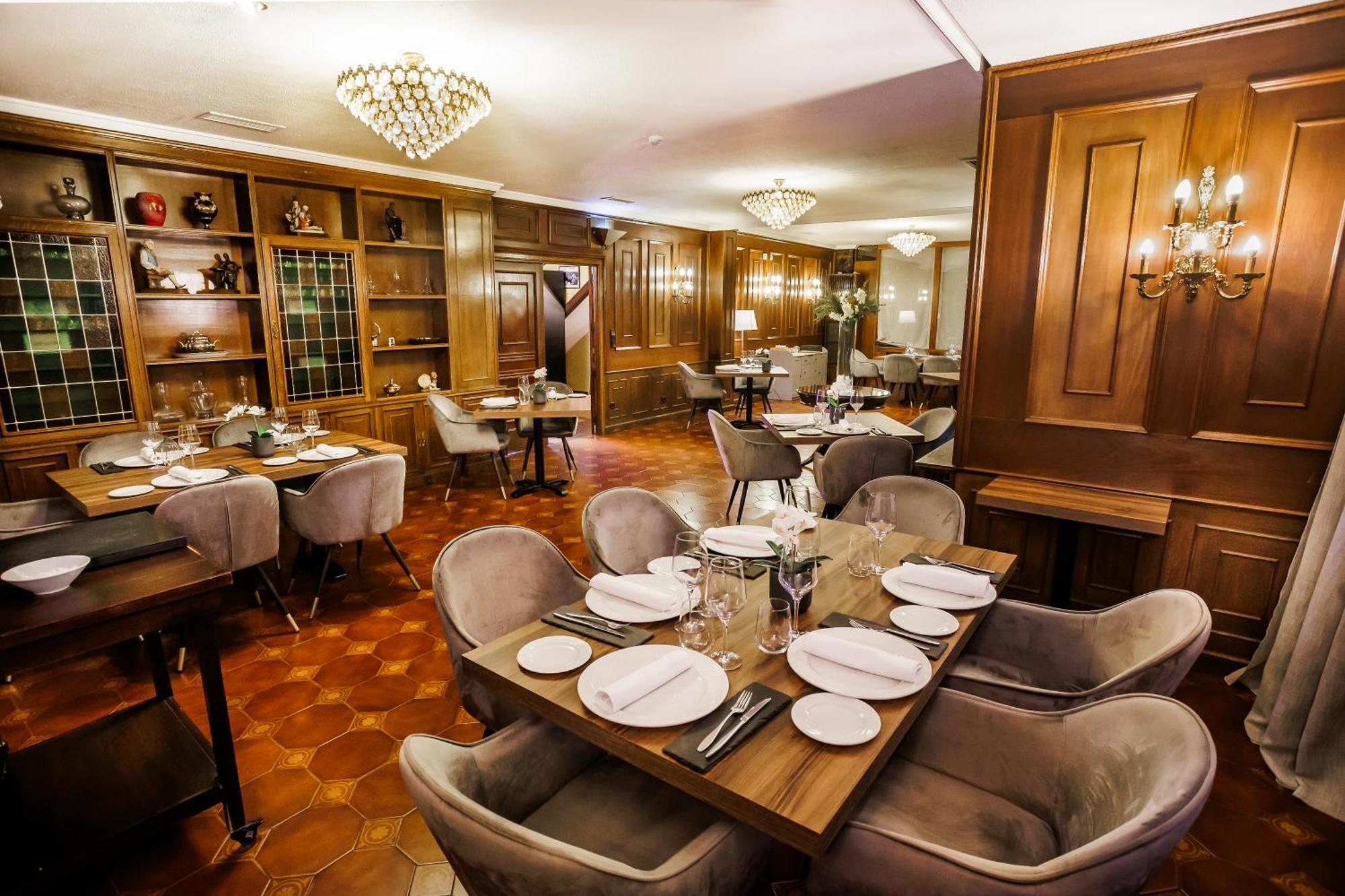 Hotel Conde Rodrigo II By Eme Hoteles Ciudad Rodrigo Ngoại thất bức ảnh